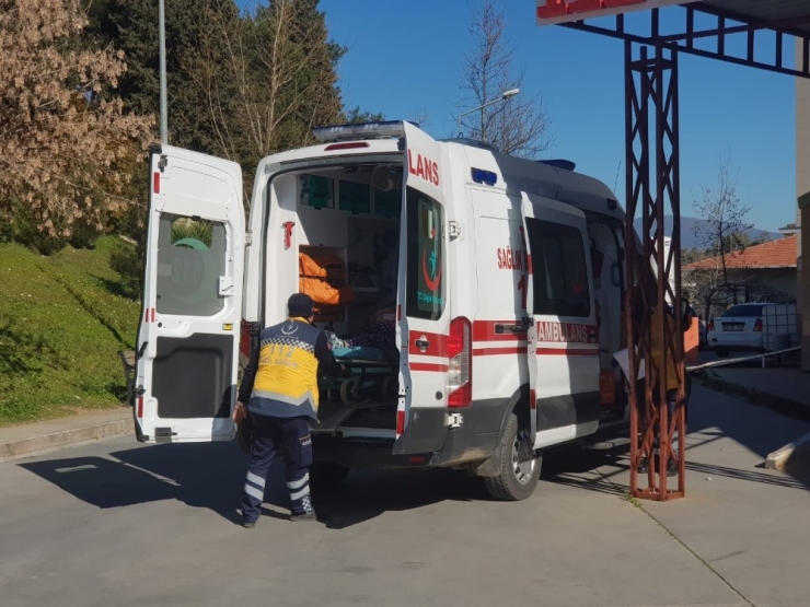 İzmir’de Maskeli Saldırgan Dehşeti