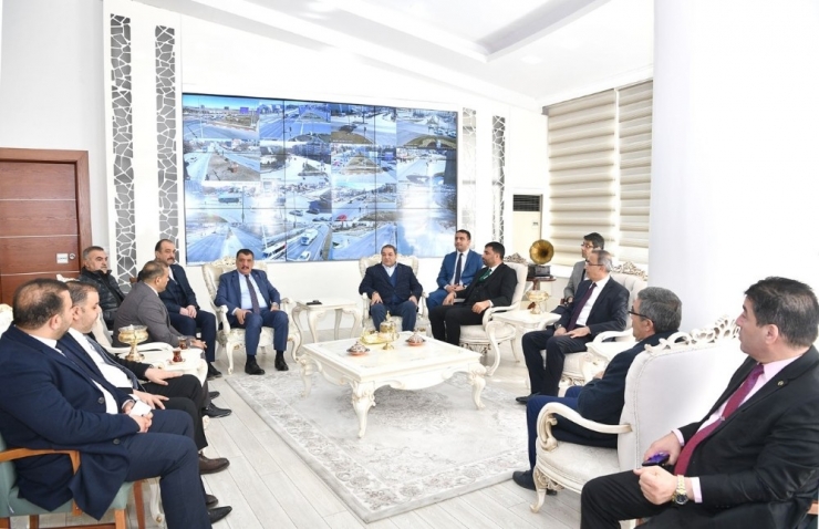 Mhp‘lilerden Gürkan’a Ziyaret