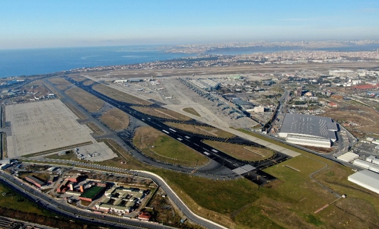 Hayalet Uçakların Sahipleri Çıkmıyor