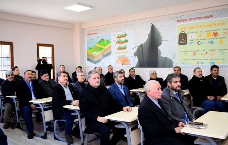 Simülasyon Odasında Depremi Birebir Yaşadılar