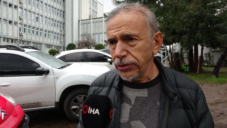 Freni Boşalan Minibüsten Atlayan Kadın Hastanede Yaşam Mücadelesi Veriyor