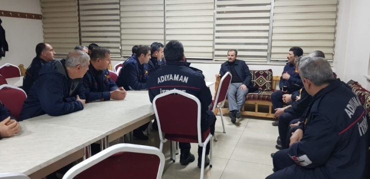 Başkan Kılınç Özveriyle Çalışan Personellerini Tebrik Etti