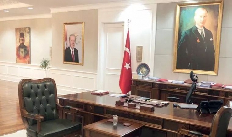 "O Koltukta Oturamaz" Haberine, Ak Parti İl Başkanı Karabıyık’tan Tepki Geldi