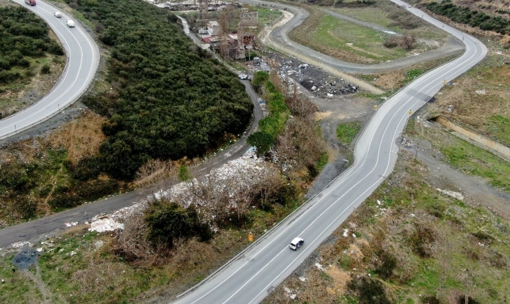 Ormanı Molozla Doldurdular
