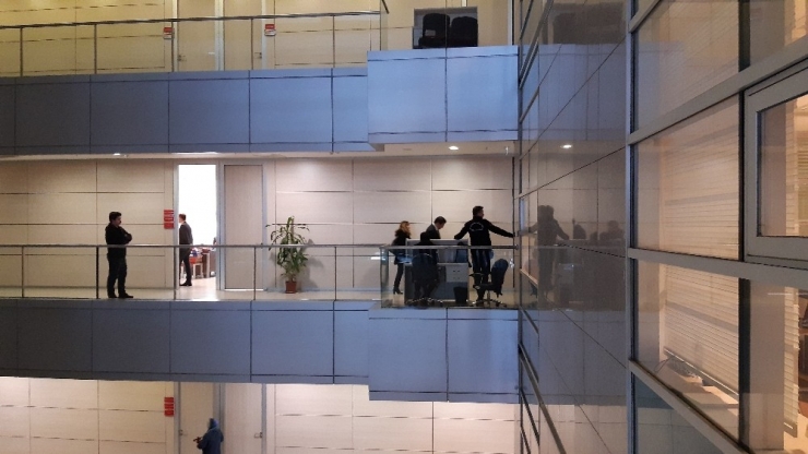 Başörtülü Kadınlara Hakaret Eden Şişli, Savcılığa İfade Verdi