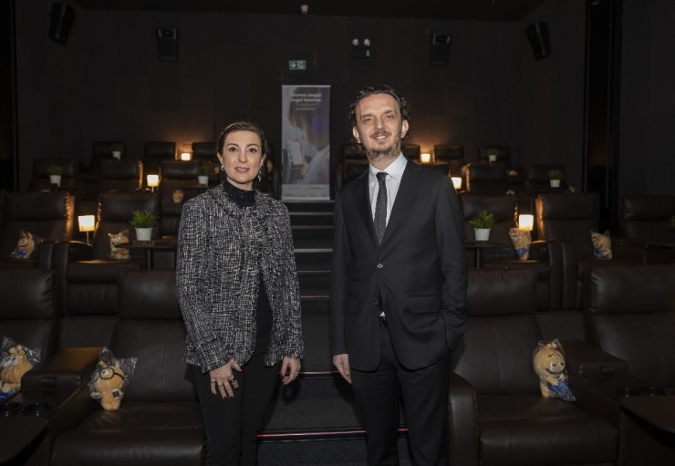 Görme Engelli Çocukların Sinema Hayaline Teknolojik Ortak