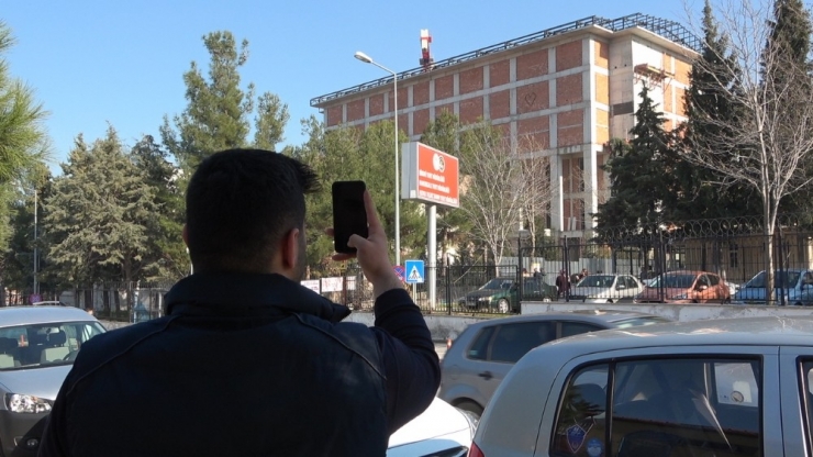 Duvarı ‘Aşk’ İle Ördü