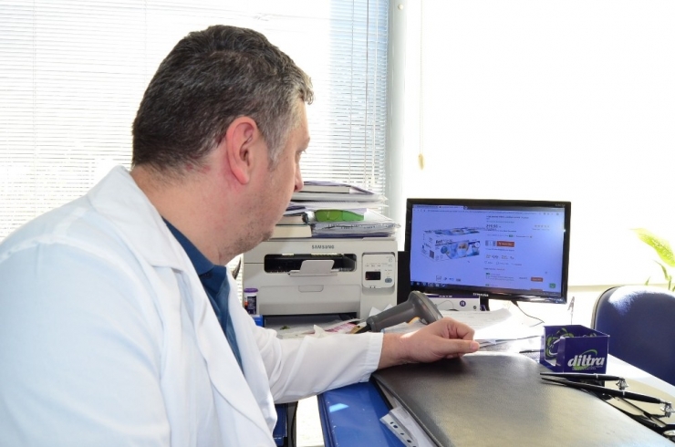 Maske Fırsatçıları İşbaşında: 30 Tl’lik Maske 300 Tl Oldu