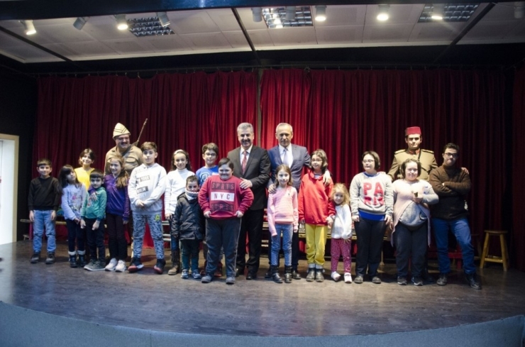 Depremzede Çocuklar "Eğitim" İle Rehabilite Edildi