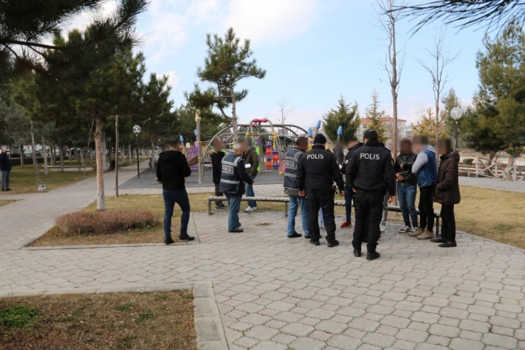 Emniyet Ekiplerinden Sıkı Denetim