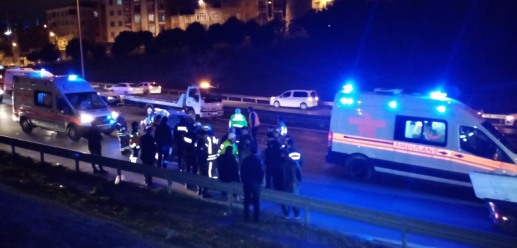 Cip İle Otomobil Çarpıştı 3 Kişi Yaralandı