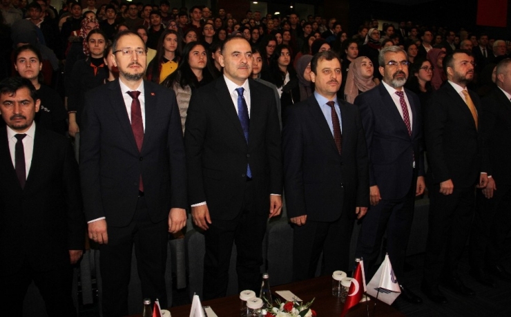 Facebook, ’Güvenli İnternet Günü’nü Kutladı