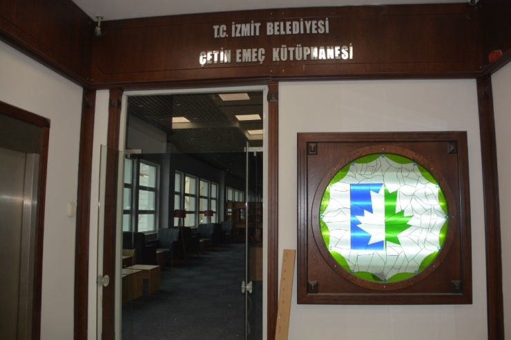 İzmit Belediyesi Çetin Emeç’in İsmini Kütüphanede Yaşatacak