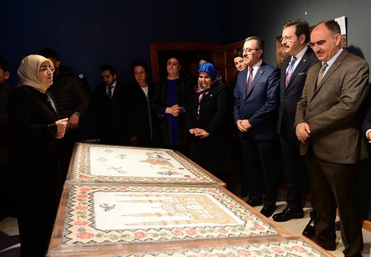 ’Sonsuza Dek Kahramanmaraş’ Sergisi Açıldı