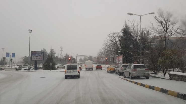 Karabük’te Kar Yağışı Yeniden Başladı
