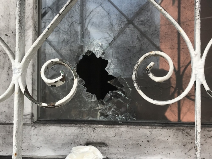 İstanbul’da Korkunç Cinayet: “Anne Ben Ölüyorum”