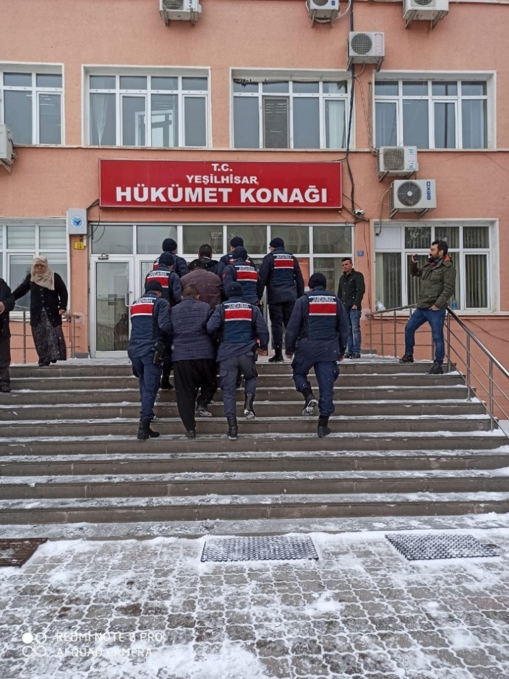 Kayseri Merkezli 8 İlde Organize Suç Örgütü Operasyonu