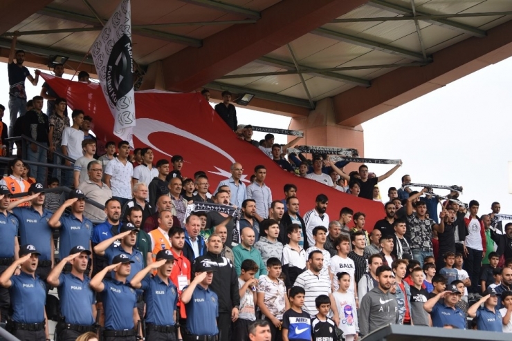 Manisa Fk - Yılport Samsunspor Maçının Geliri Depremzedelere