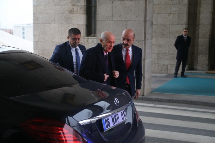 Mhp Lideri Bahçeli: "Kılıçdaroğlu, Bugün Fetö’nün Siyasi Ayağını Açıklayacakmış, Oysaki Bir Boy Aynasına Baksa Ayağı Da Görecek, Boyunu Da Görecektir"