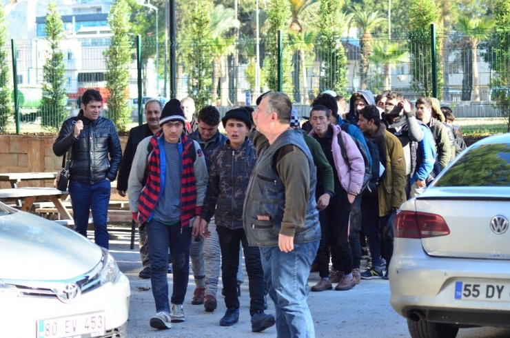 Osmaniye’de 34 Düzensiz Göçmen Yakalandı