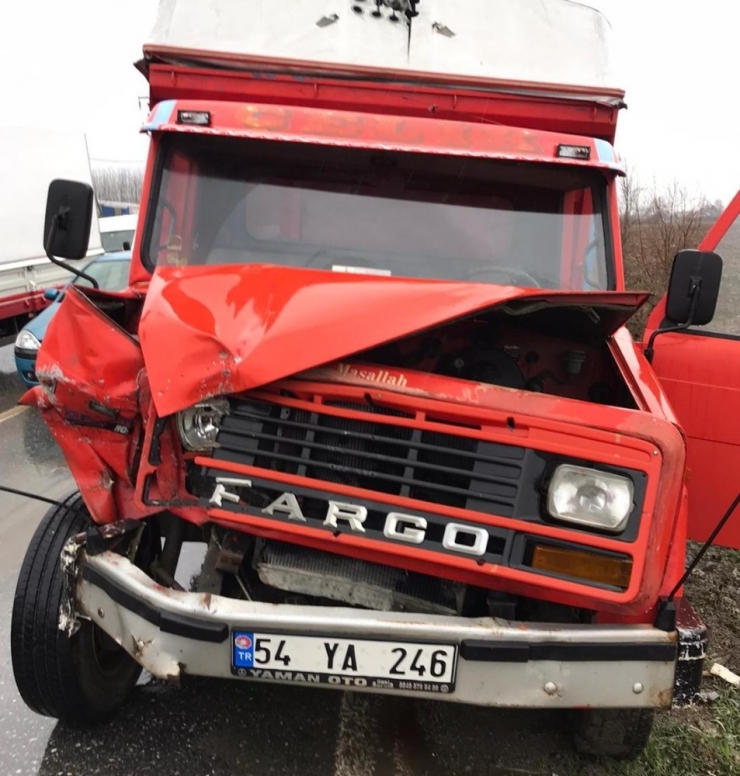 Zincirleme Trafik Kazasında Temizlik İşçisi Hayatını Kaybetti