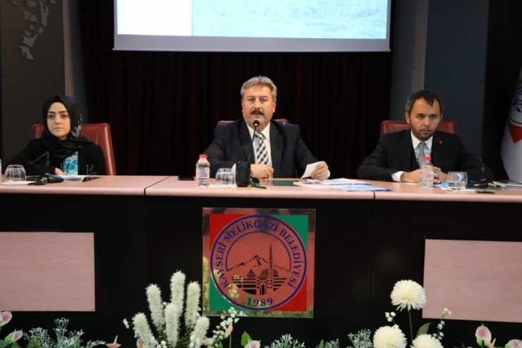 Başkan Dr. Palancıoğlu: “Demiryoluna Üst Geçit Yapılacak”