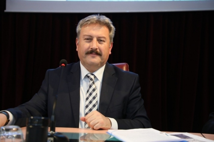 Başkan Dr. Palancıoğlu: “Demiryoluna Üst Geçit Yapılacak”