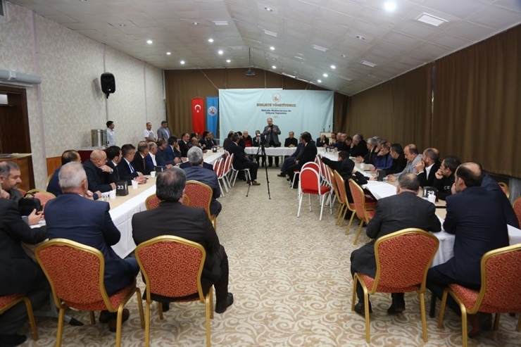 Başkan Bilgin Sorunların Çözümü İçin Muhtarlarla Bir Araya Geldi