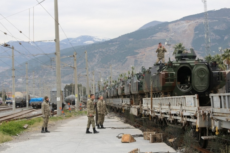 İskenderun Tren Garı’ndan Suriye Sınırına Zbt Sevkiyatı
