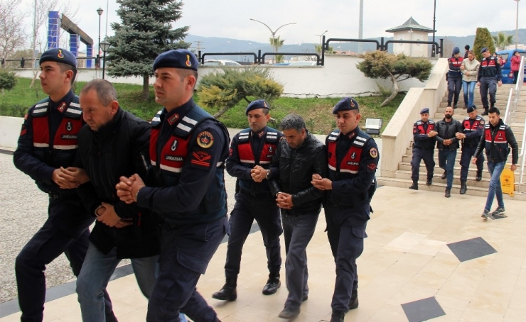 Sevgilisiyle Bir Olup Kocasını Kiralık Katile Öldürttü