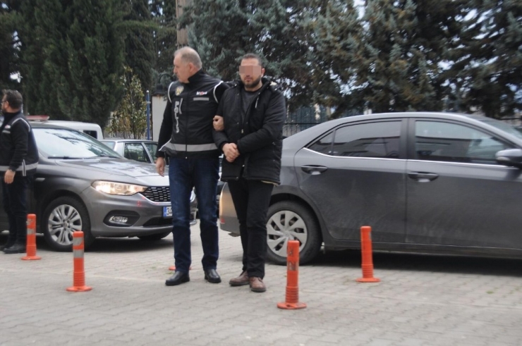 Yalova Belediyesindeki Yolsuzluk Operasyonunda 3 Kişi Adliyeye Sevk Edildi