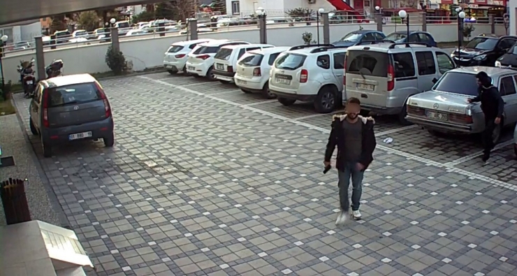 Rezidansa Aşk Kurşununa 3 Tutuklama