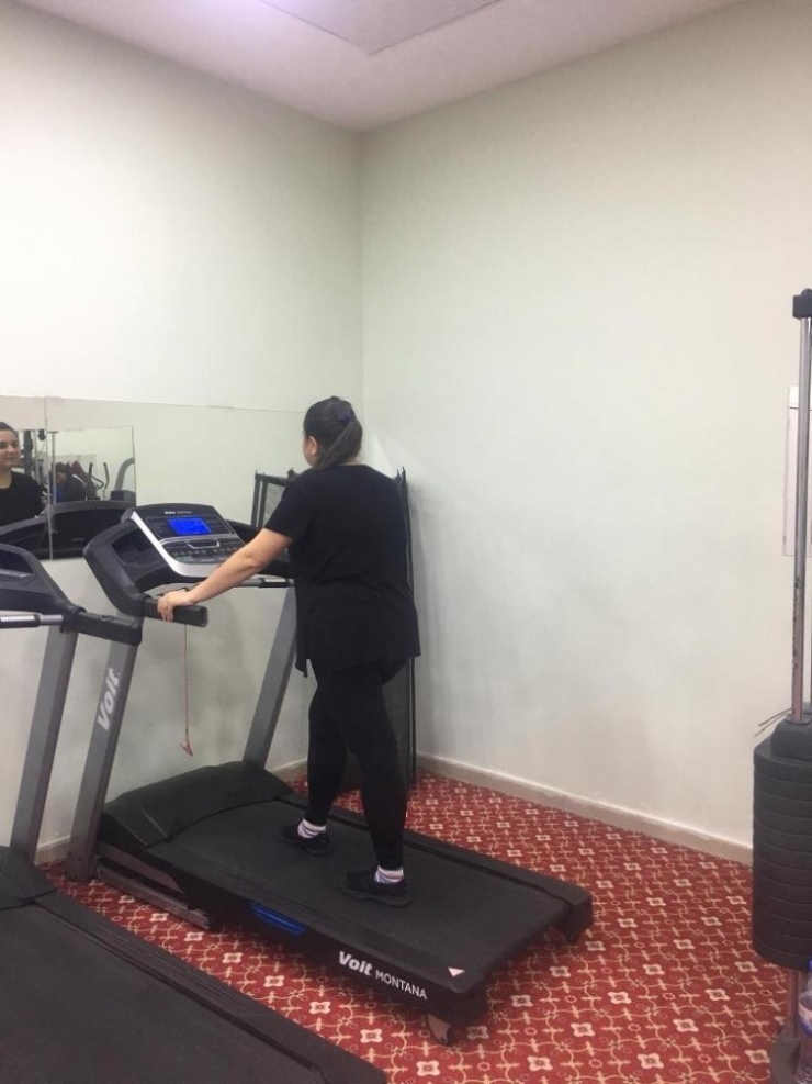 Akçakale’de Kadınlara Özel Spor Salonu Açıldı