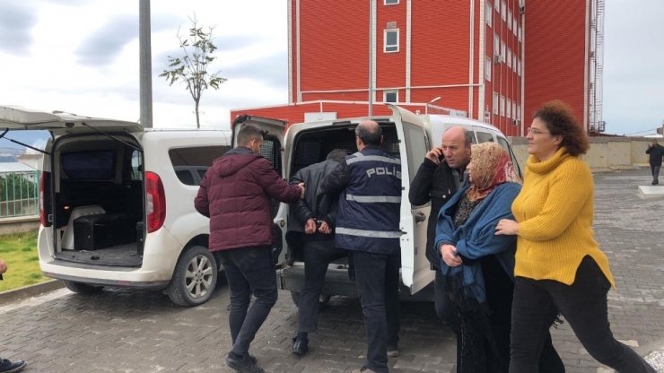 Bursa’da 9 Yaşındaki Çocuğun Ölümü İle İlgili Baba Ve Üvey Anne Adliyeye Sevk Edildi