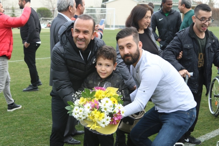 Mehmet Özdilek: “Deplasmanda Bu Ligin En Başarılı Takımlarından Birisiyiz”