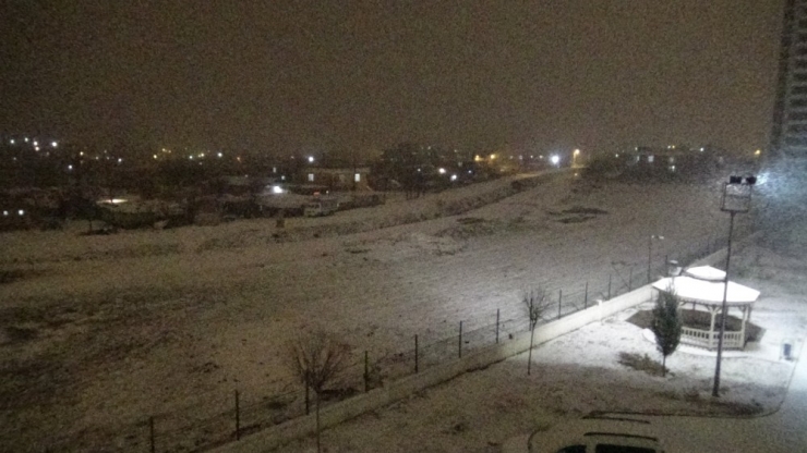 Diyarbakır’a 4 Yıl Sonra Kar Yağdı