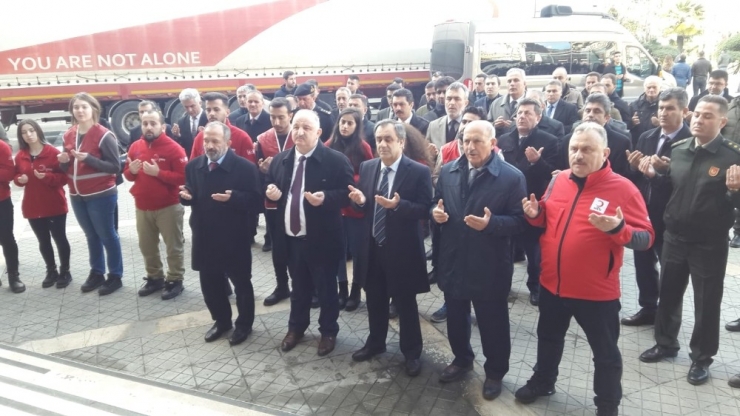 Depremzedelere Zonguldak’tan Dört Tır Yardım Gönderildi