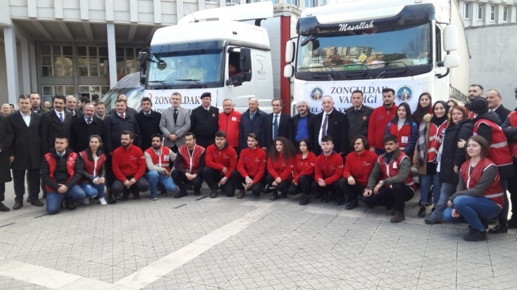 Depremzedelere Zonguldak’tan Dört Tır Yardım Gönderildi