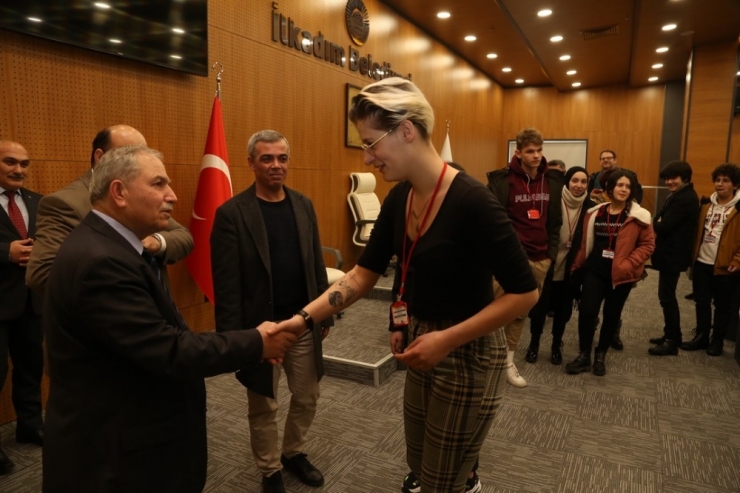 Yabancı Öğrencilere İlkadım Anlatıldı