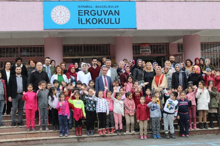 Gaziosmanpaşalı Çocukların Buz Pateni Eğlencesi