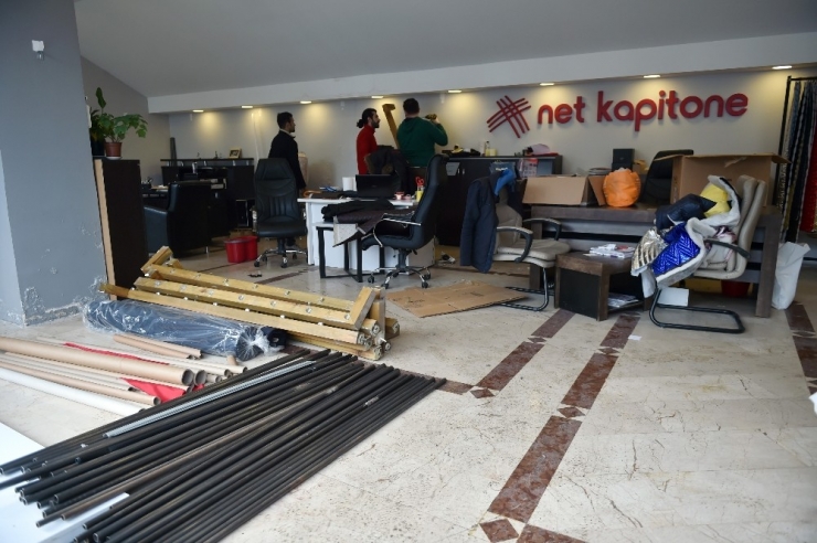 19 Yıllık Güngören Stadı Yıkım İçin Boşaltılıyor