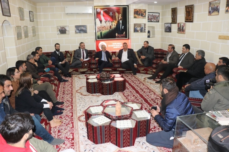 Rektör Çelik Gazetecilerle Bir Araya Geldi