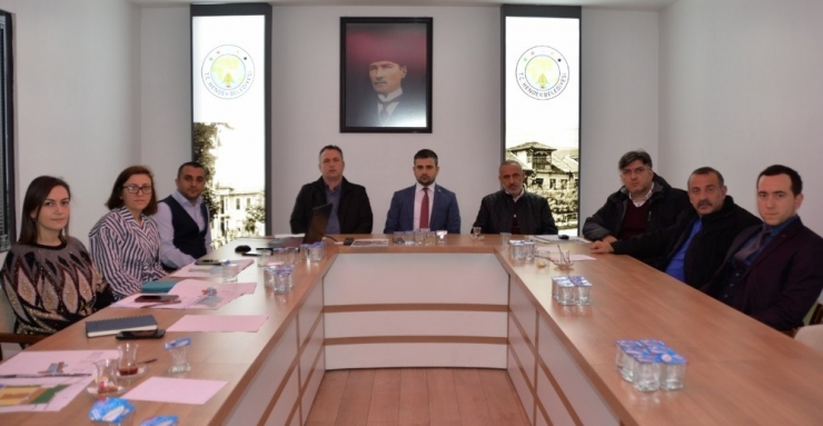 Hendek’te Kentsel Dönüşüm Ve Toplu Konut Uygulamaları Zirvesi