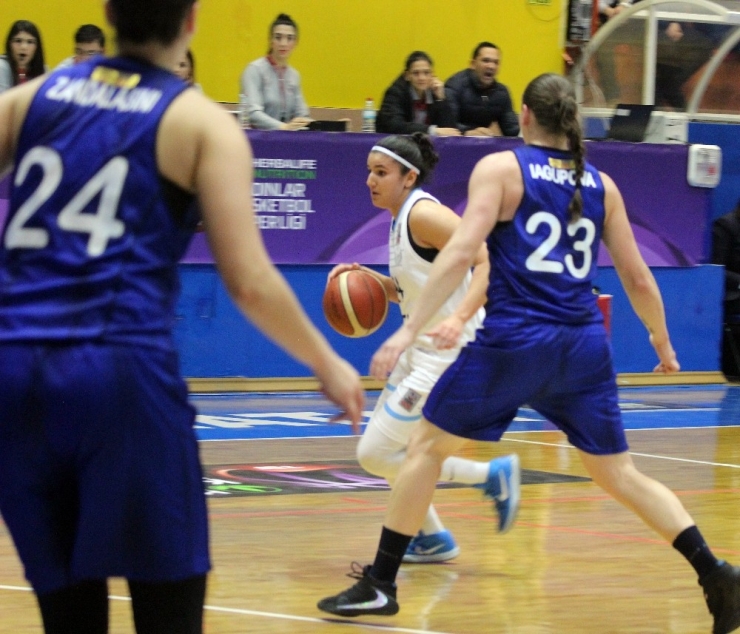 Kadınlar Basketbol Süper Ligi: Hatay Büyükşehir Belediyespor: 60 - Fenerbahçe: 101