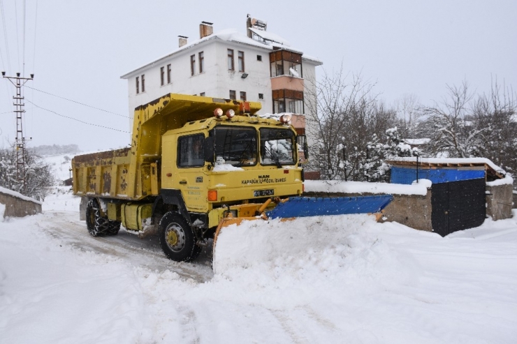 Karabük’te 4 Bin 545 Kilometre Köy Yolu Ulaşıma Açıldı