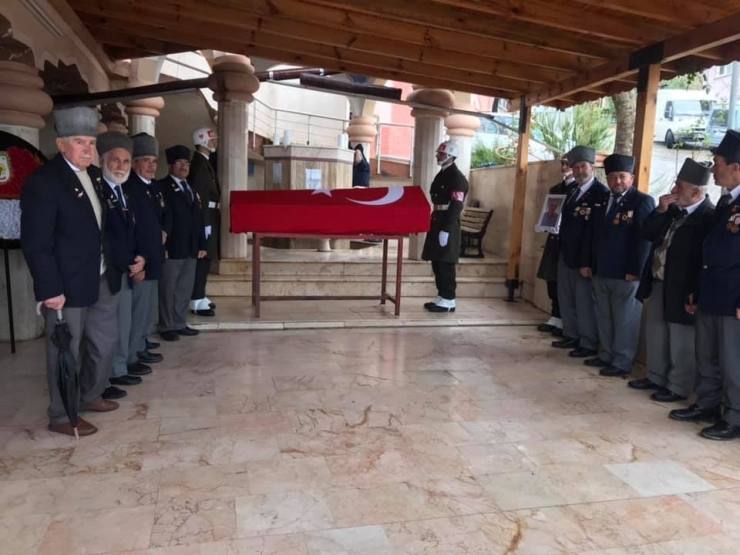 Kıbrıs Gazisi Son Yolculuğuna Uğurlandı