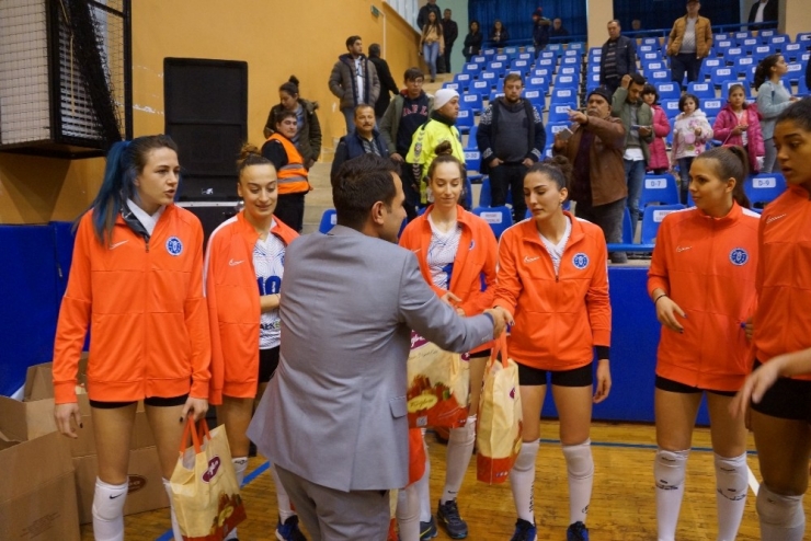 Tuğba Kuruyemiş’ten ‘Aydın’ın Sultanları’na Galibiyet Hediyesi