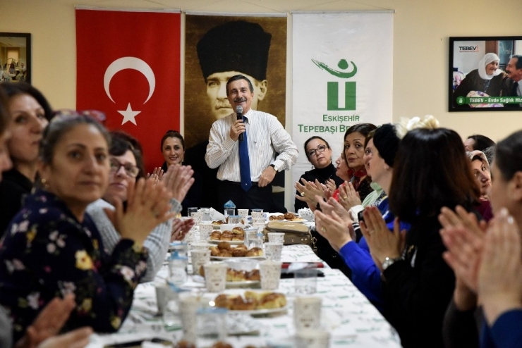 Başkan Ataç, Bilgilendirme Toplantısında Çok Sayıda Kadınla Buluştu