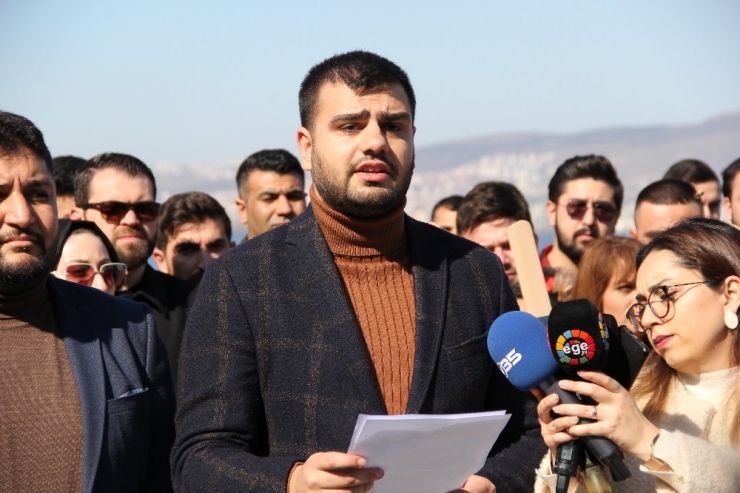 Ak Parti İzmir’den “Chp-fetö İşbirliği Sergisi”