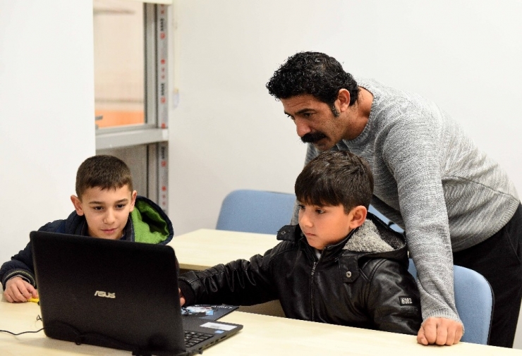 Geleceğin Mucitleri Ders Başı Yaptı